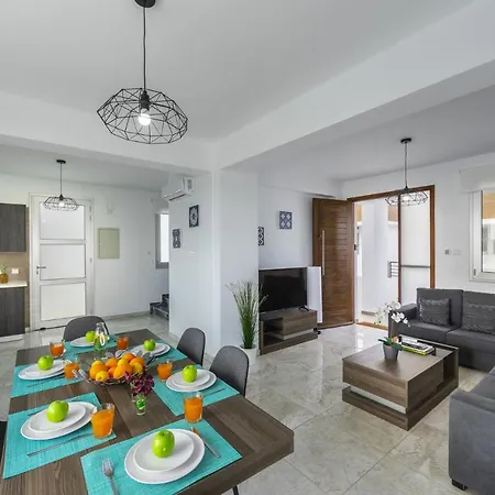 Villa The Secret To Enjoying Your 5 Star With Sea Views, Protaras 1505 *