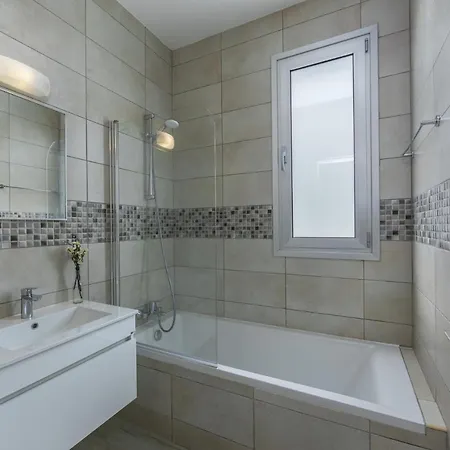 The Secret To Enjoying Your 5 Star With Sea Views, Protaras 1505 فيلة باراليمني