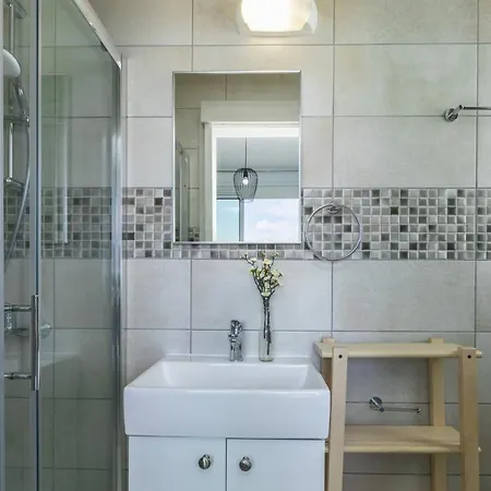 فيلة The Secret To Enjoying Your 5 Star With Sea Views, Protaras 1505